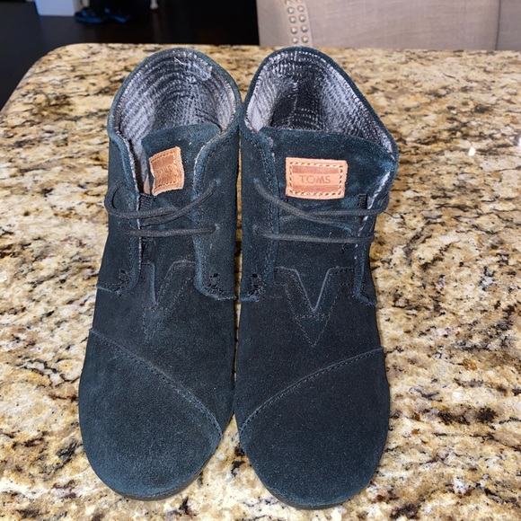 Women’s Tom’s wedge bootie - Picture 1 of 3